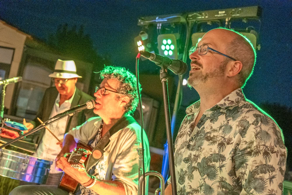 concert et animations en soirée au camping en Vendée