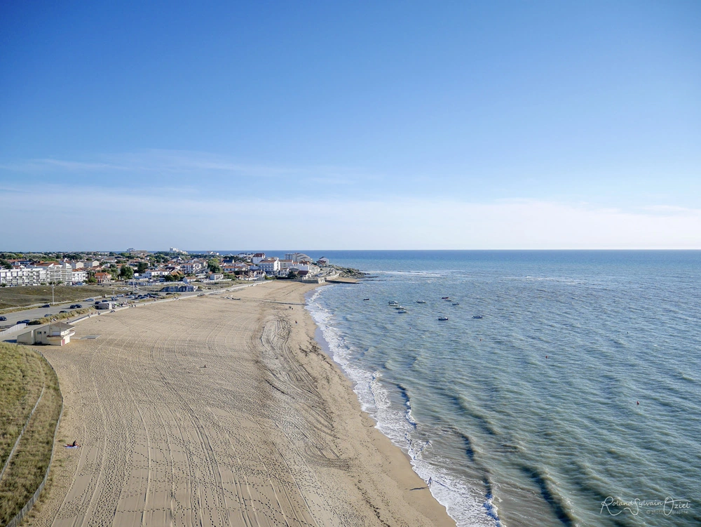 sion sur l ocean et sa grande plage