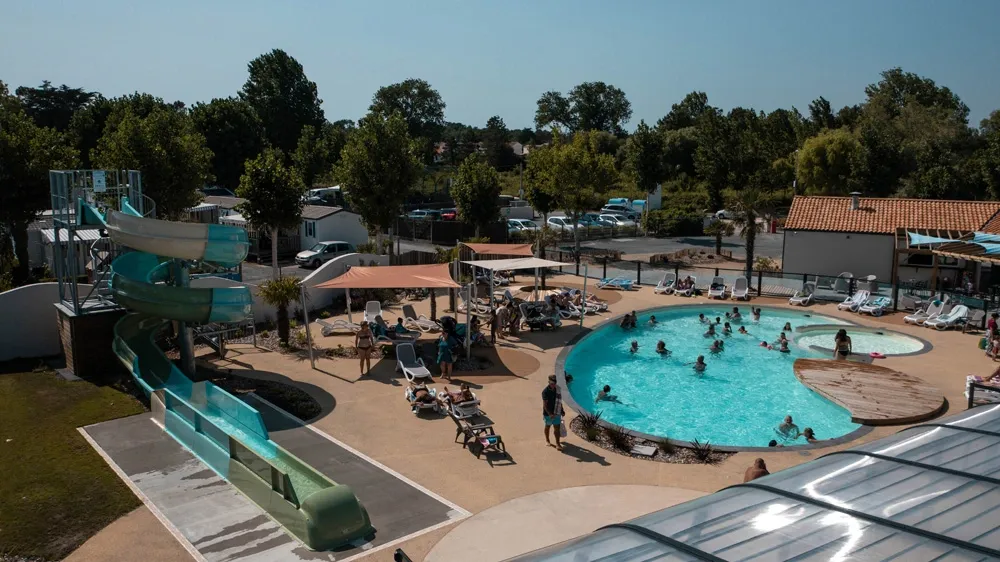 Drone footage of the campsite swimming pool in Vendée